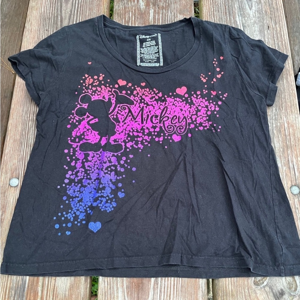 Disney store womens xxl Mickey heart t shirt